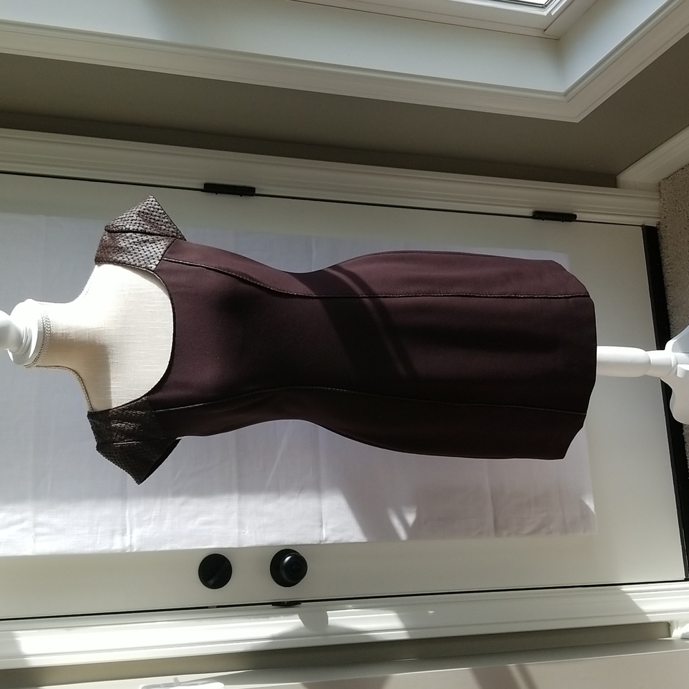 Kay Unger Size 6 Cocolate Brown dress.